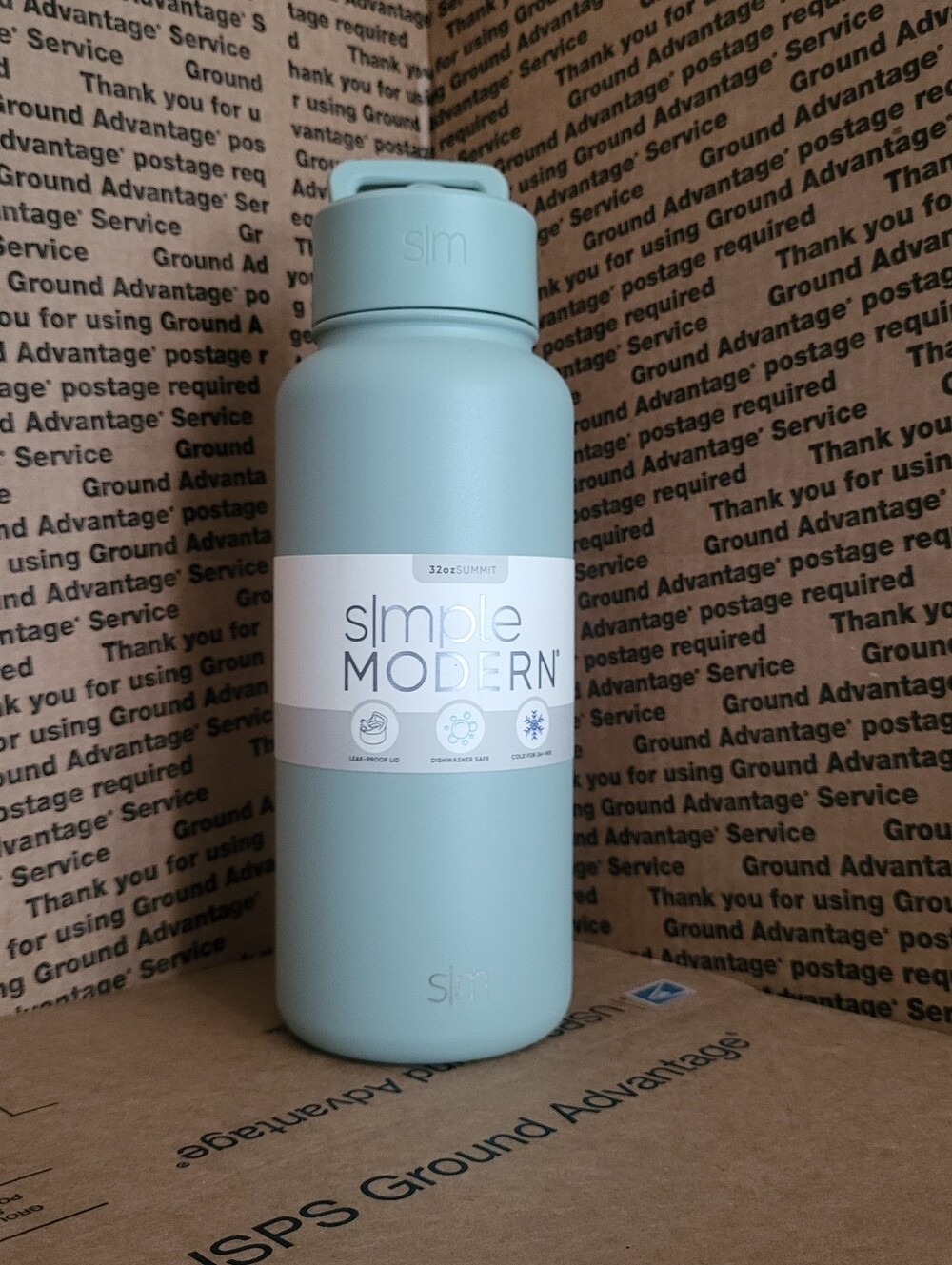 NEW Simple Modern 32oz Summit Water Bottle - Sage